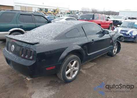 2008 Ford Mustang V6 Deluxe/V6 Premium from USA, damaged, VIN 1ZVHT80NX85149158
